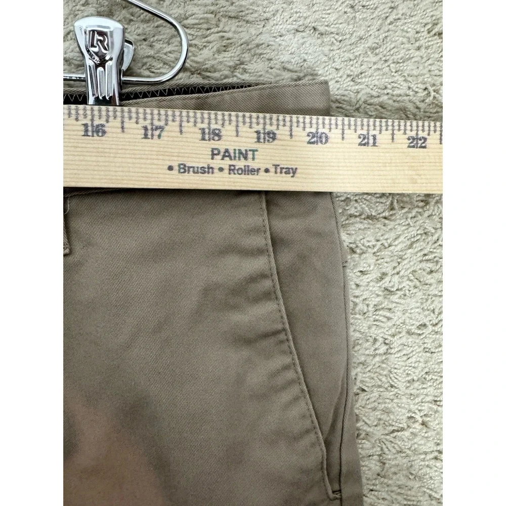 Volcom Mens Frickin Modern Stretch Shorts Flat Front Chino Casual Preppy Size 40